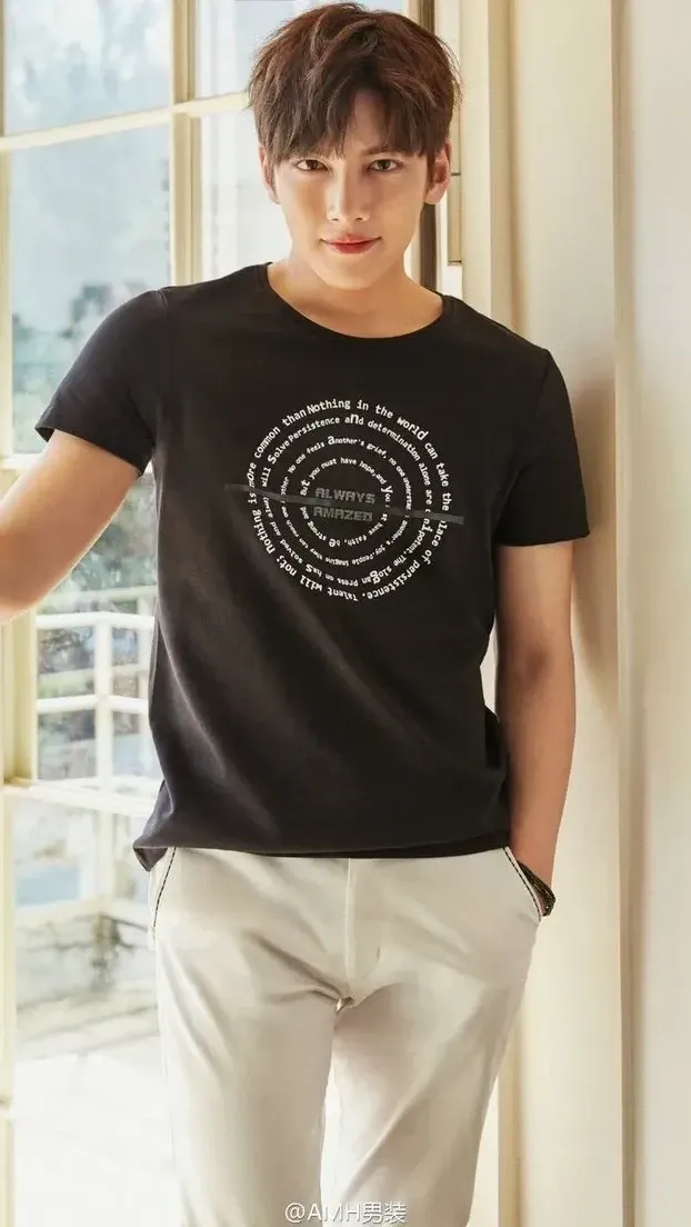 Behind-the-scenes cut of Ji Changwook