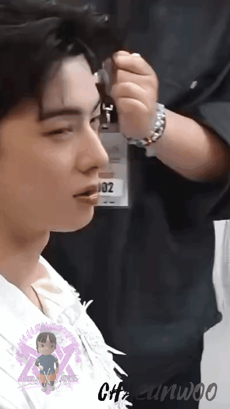Foto terbaru dari Cha Eunwoo