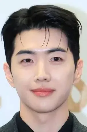 Recent activity shot of Kang Hoon