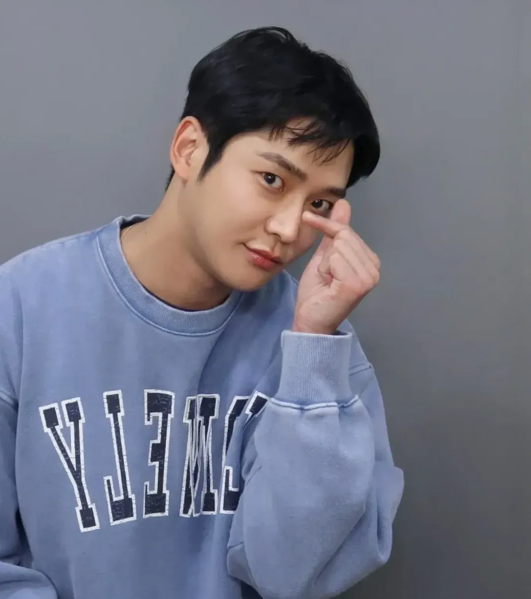 Momen yang diabadikan oleh penggemar Rowoon