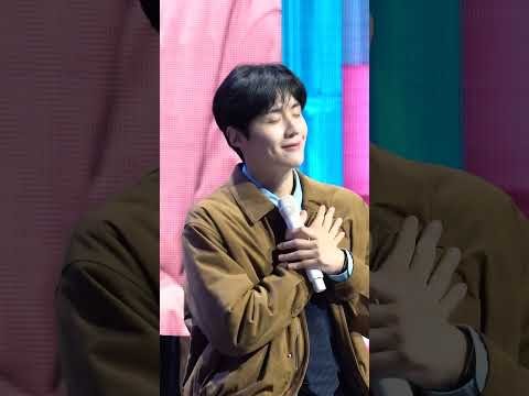 キム・ソンホの最近の活動ショット