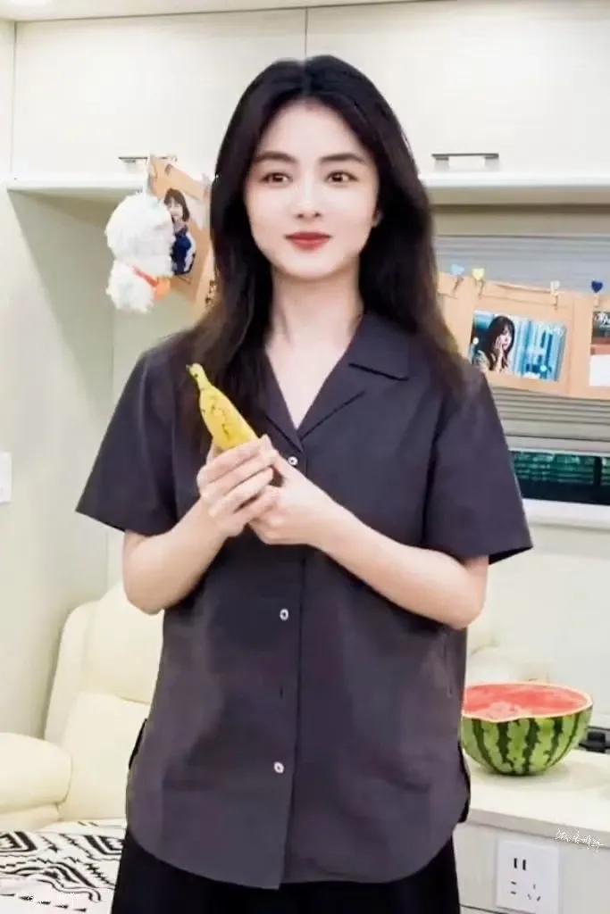 Latest photo of Tan Song Yun