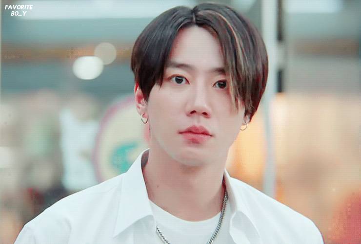 A moment captured by a fan of Lee Junyoung