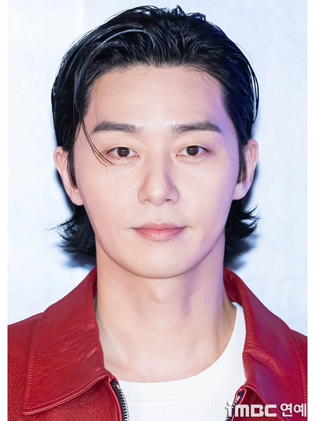 Recent activity shot of Park Seojoon