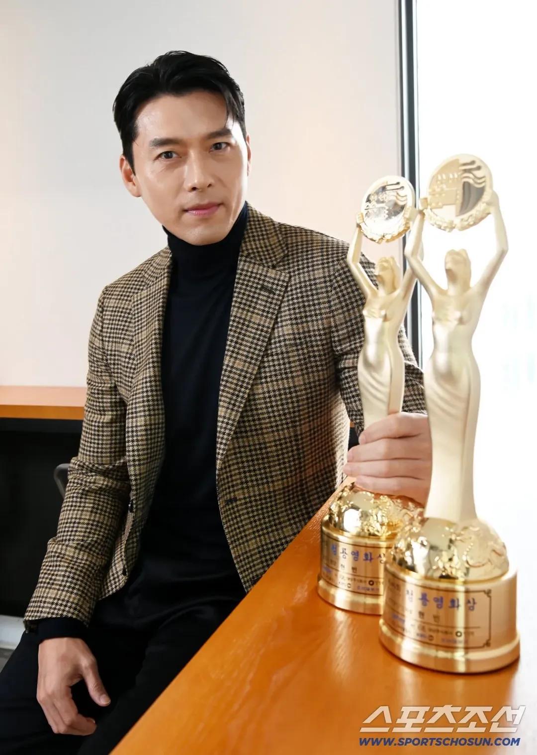 현빈의 최신 사진