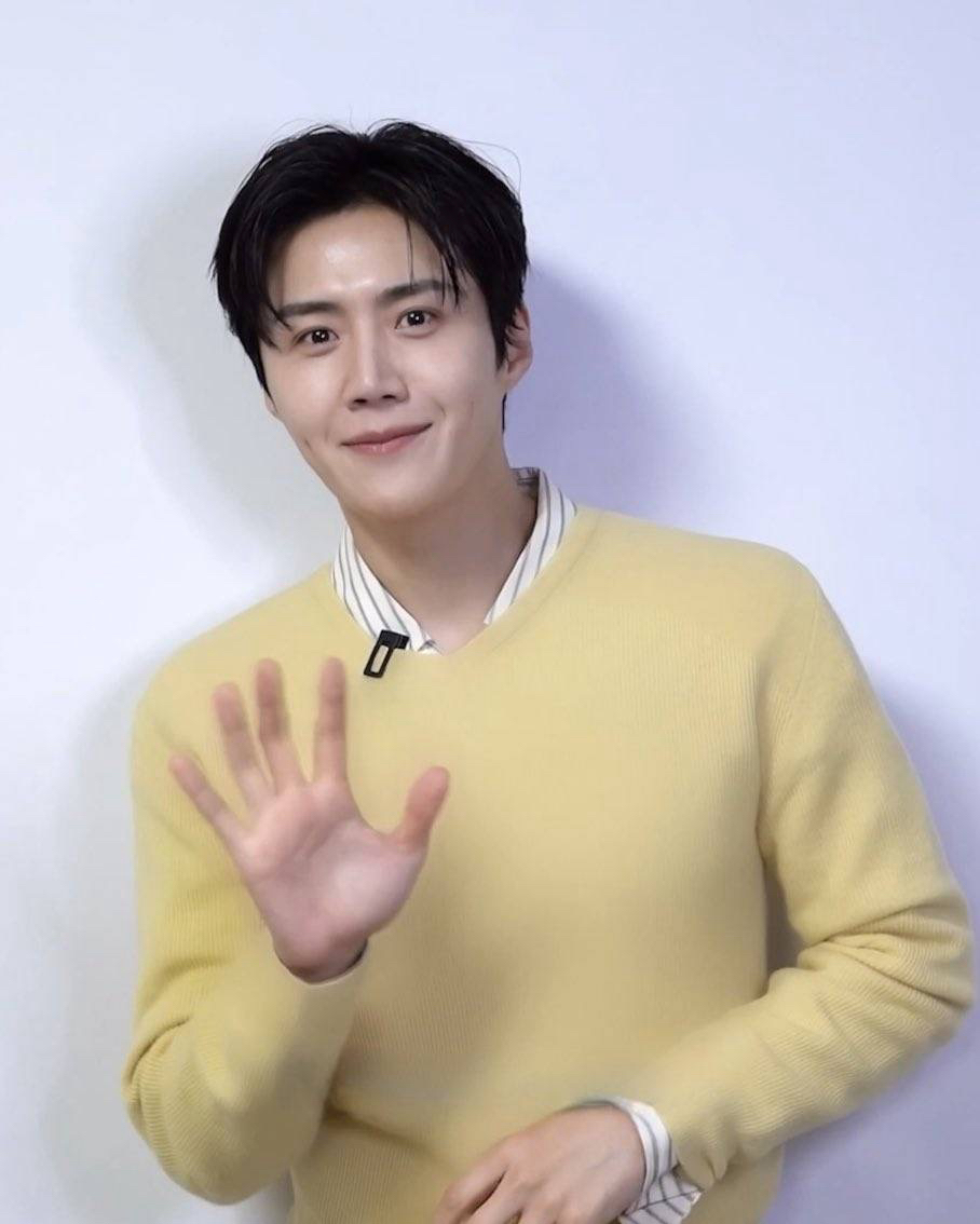 Cuplikan di balik layar dari Kim Seonho