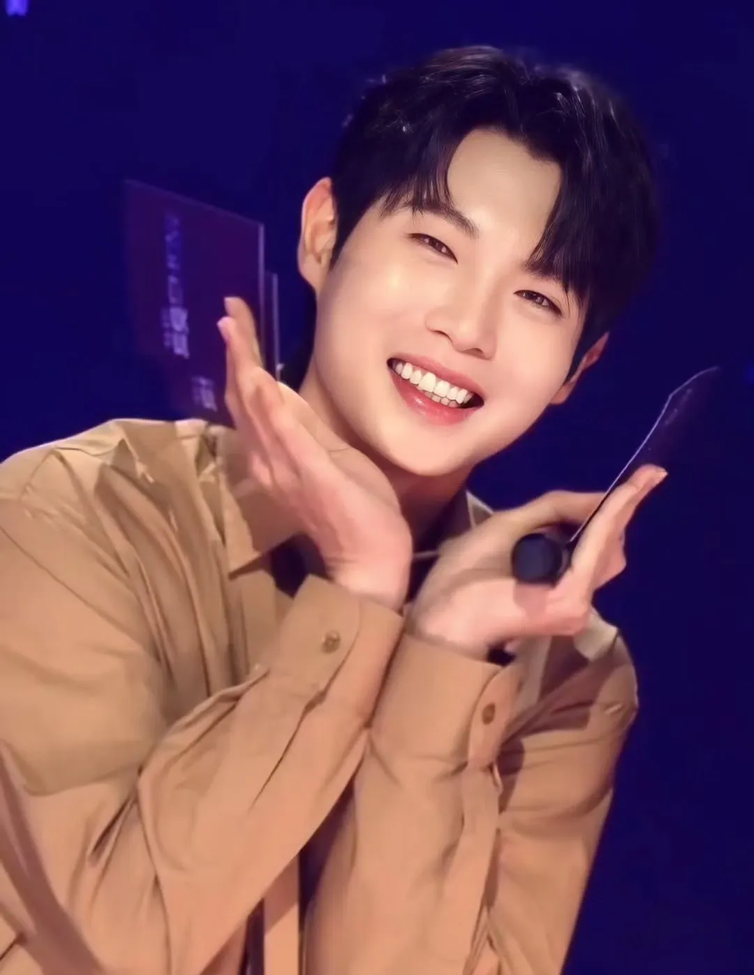손태진의 비하인드 컷