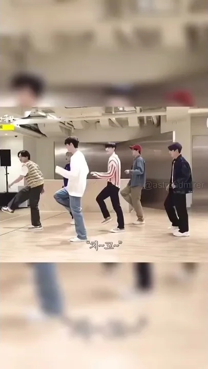 Emotional wallpaper shared by fans for Cha Eunwoo