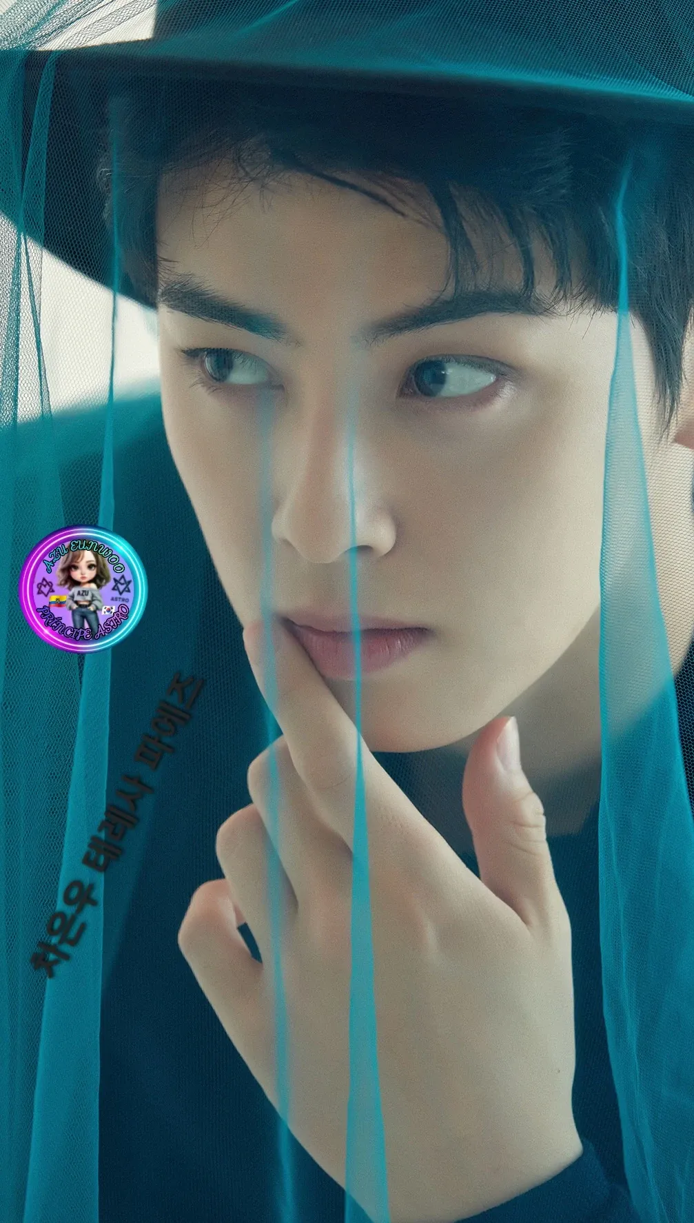 Behind-the-scenes cut of Cha Eunwoo