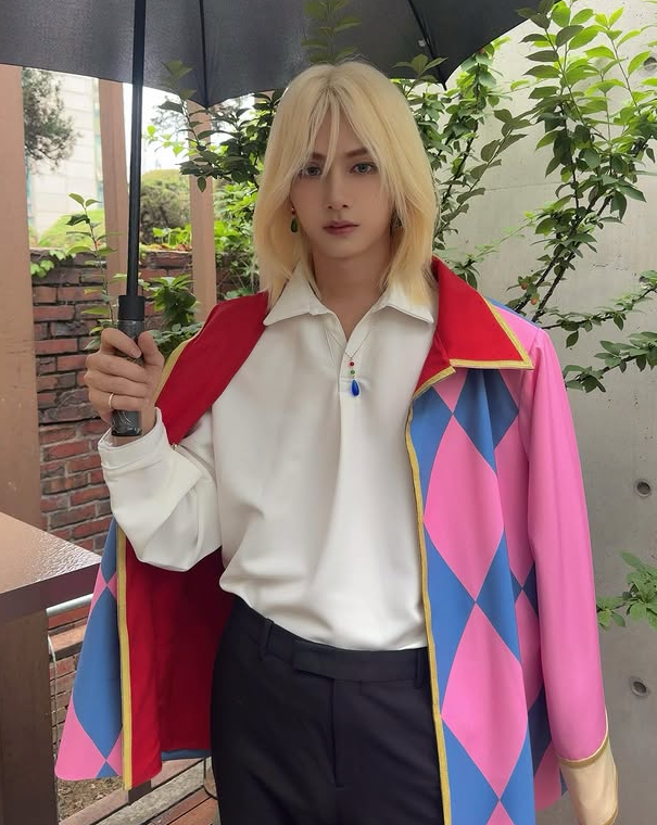 今日最も話題のセレブコミュニティフィード