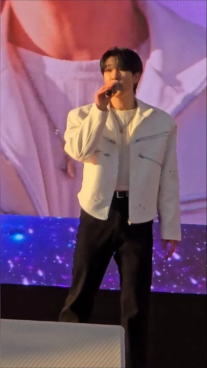 Special wallpaper made by Choi Sooho's fans