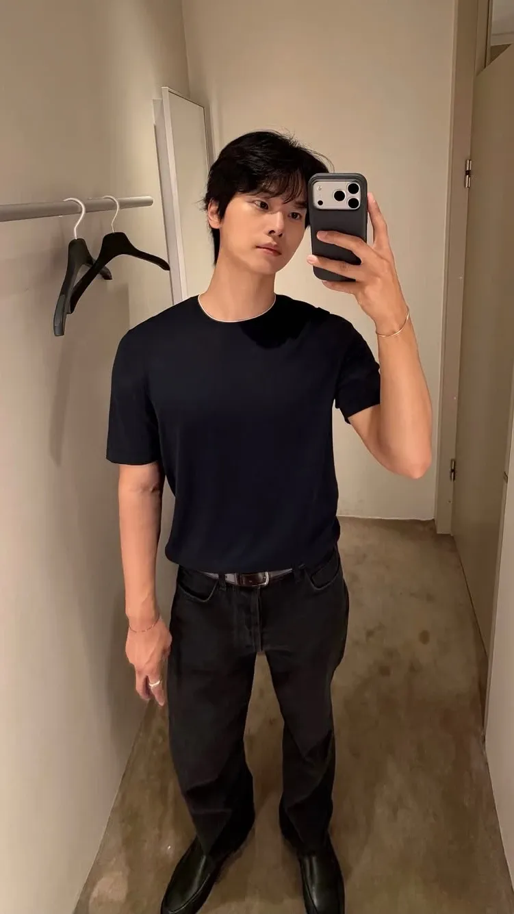 Latest photo of Cha Hakyeon (N)