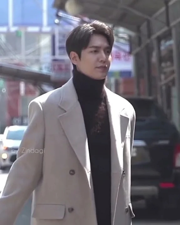 Recent activity shot of Lee Minho