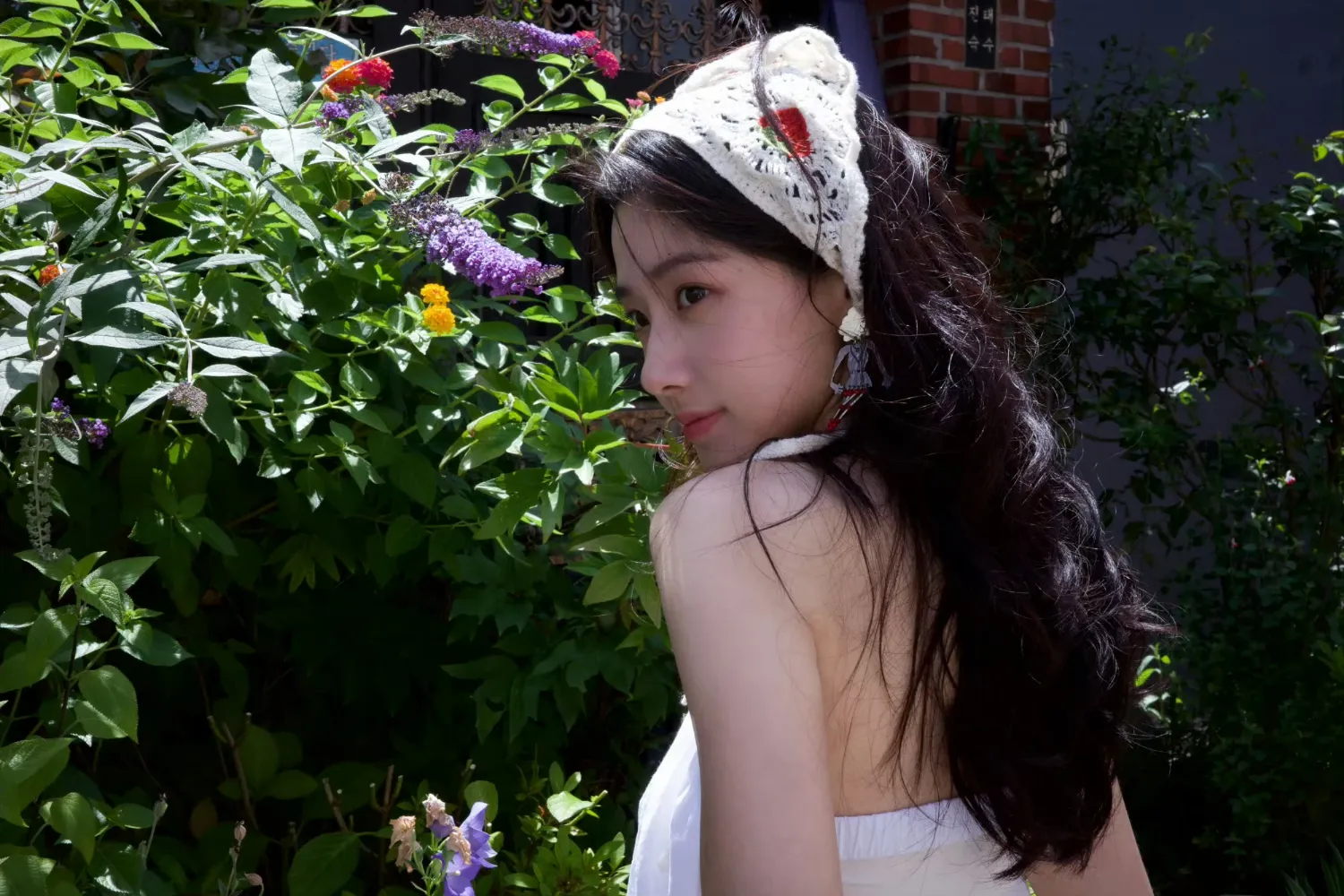 Recent activity shot of Lu Yuxiao