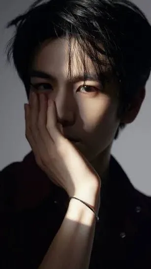 Recent activity shot of Zhang Linghe