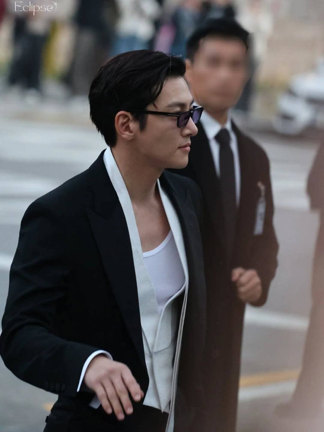 チ・チャンウクのビハインドカット