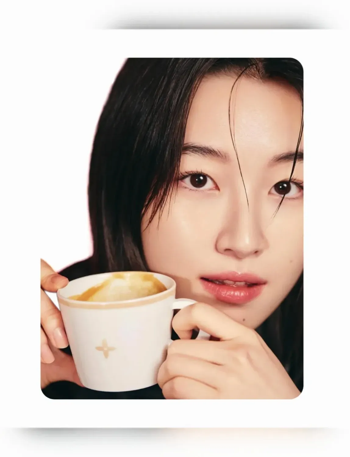 지금 주목받는 셀럽 게시글