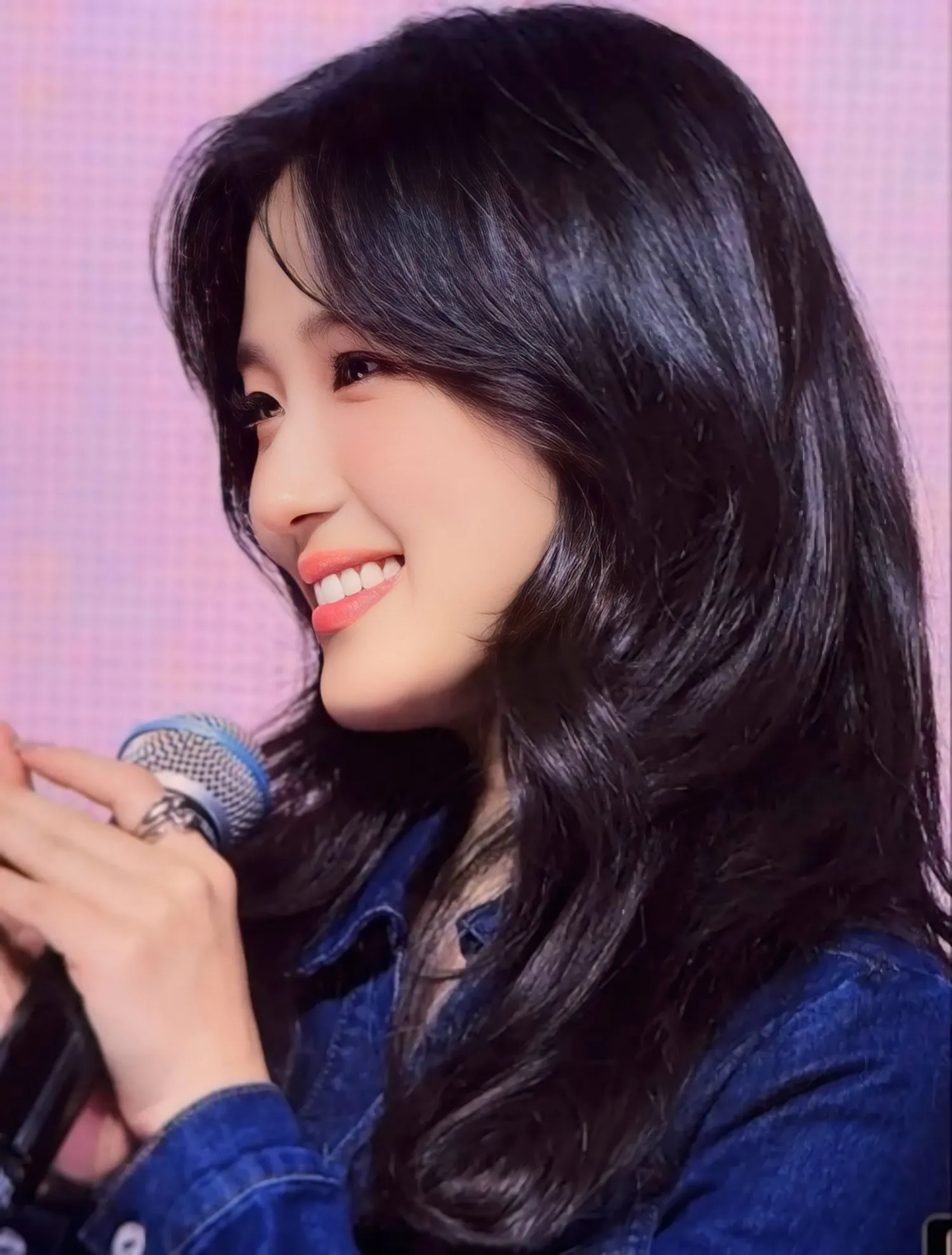 Latest photo of Kim Hyeyoon