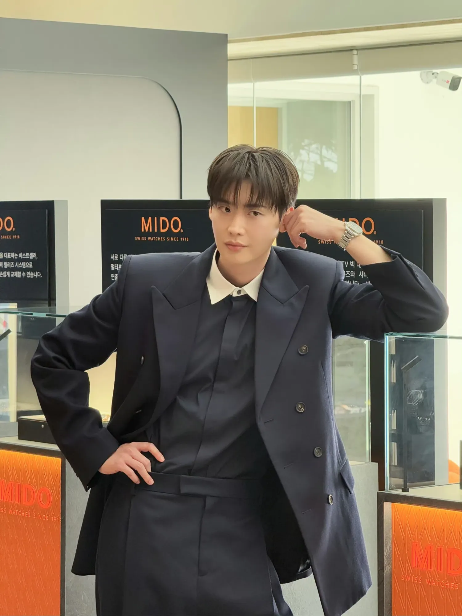 Latest photo of Lee Jongsuk