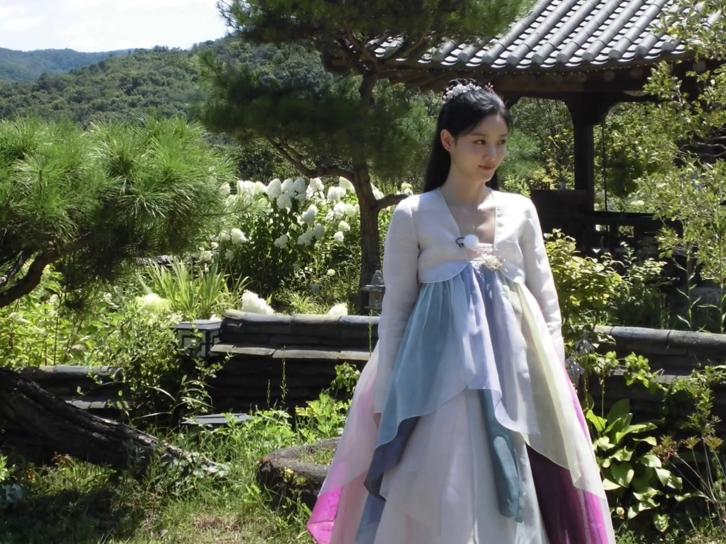 Recent activity shot of Kim Youjung