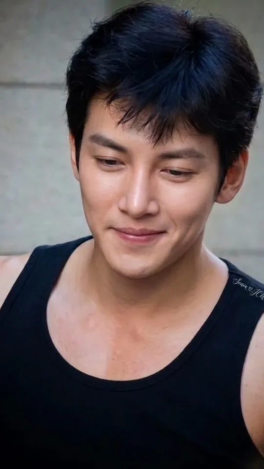 Recent activity shot of Ji Changwook