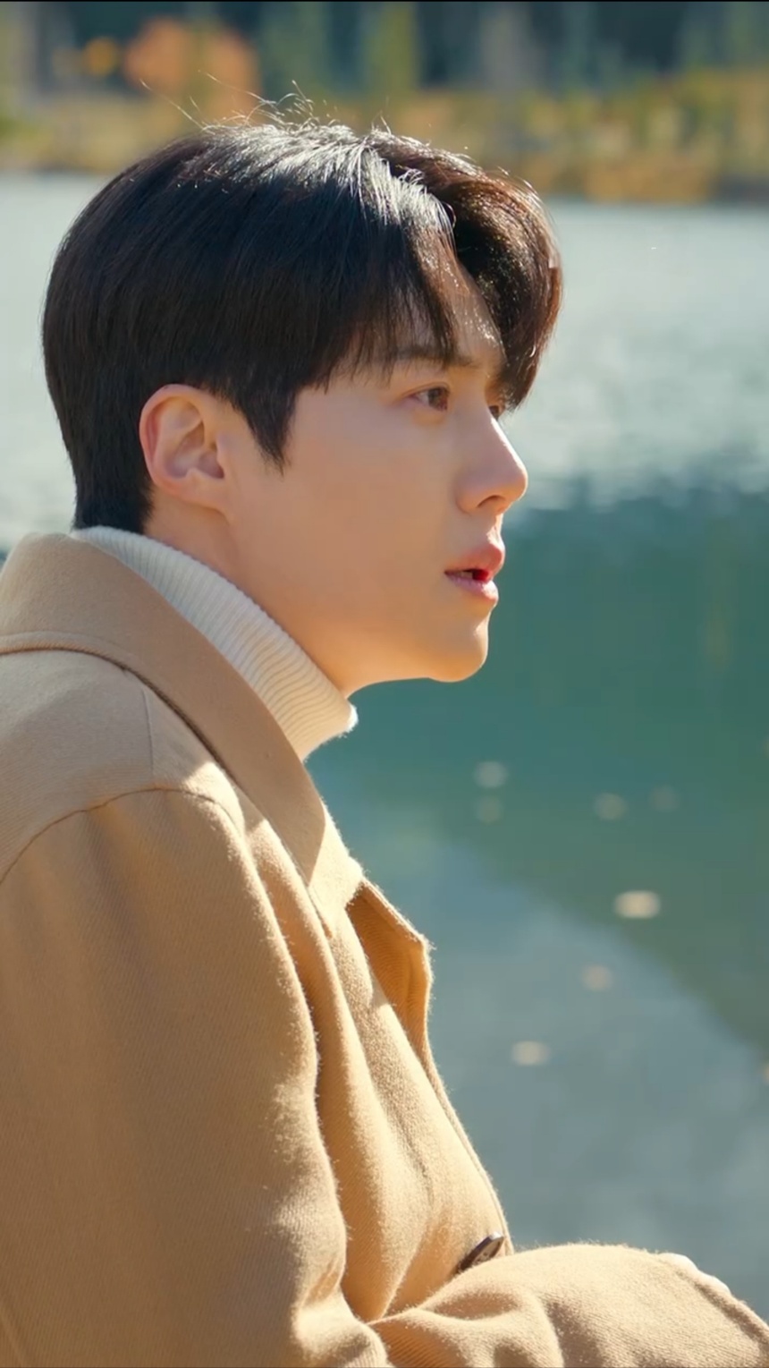 金宣虎的最新照片