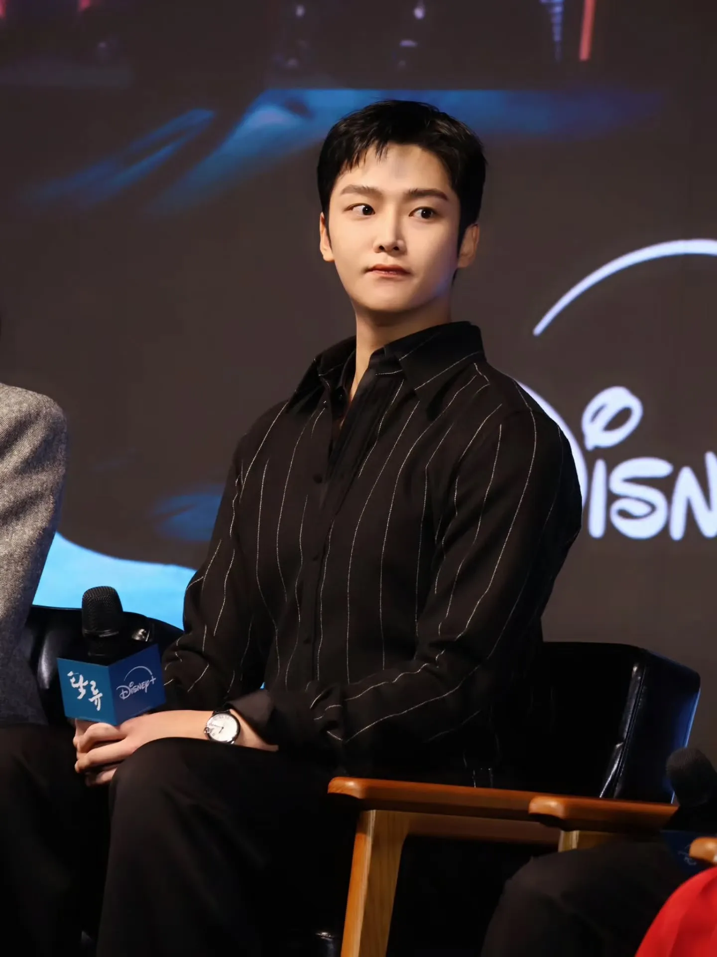 Cuplikan di balik layar dari Rowoon