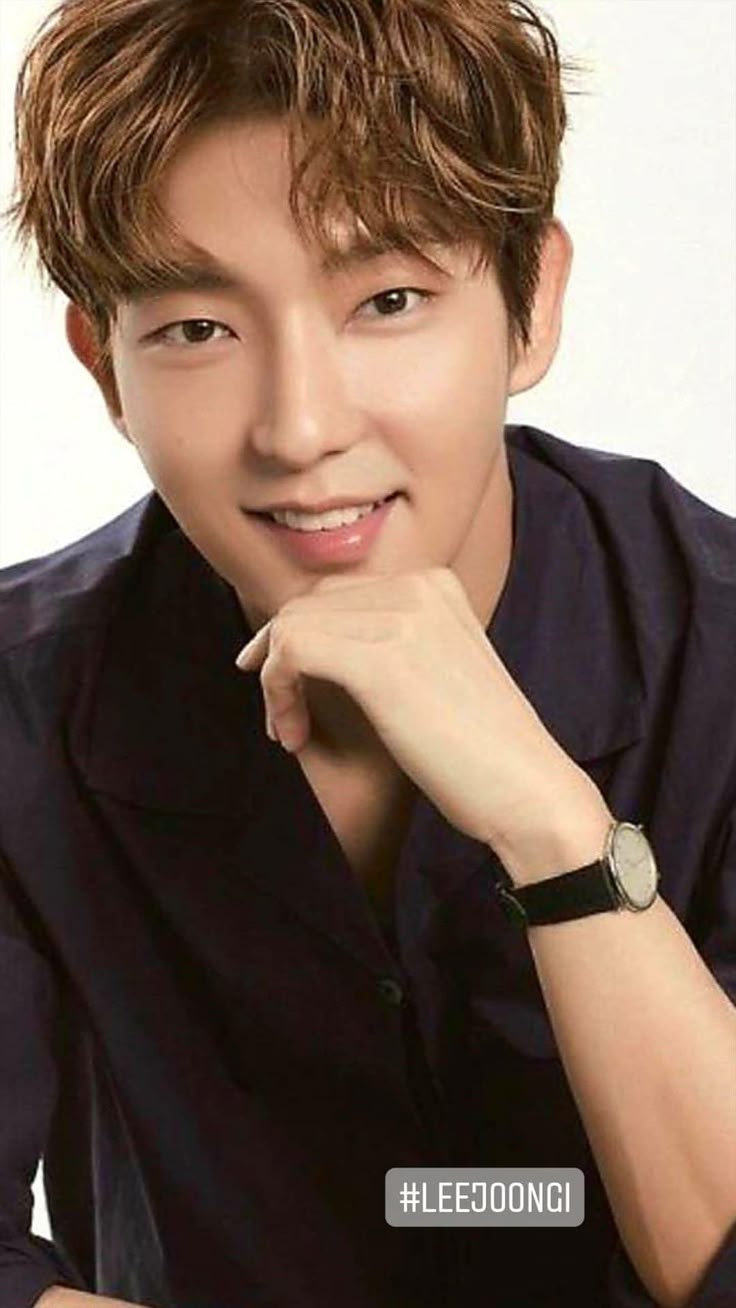 Latest photo of Lee Joongi