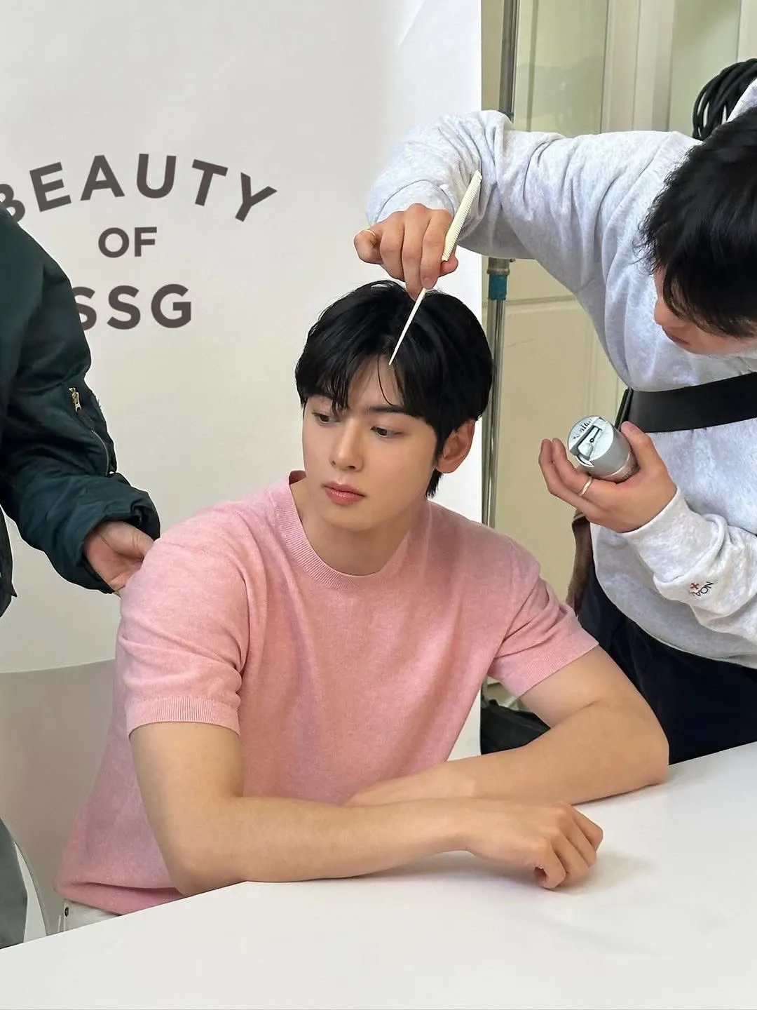 Latest photo of Cha Eunwoo