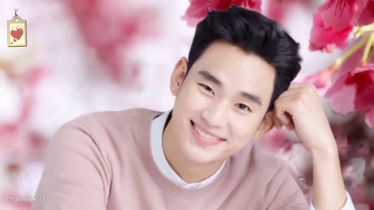 Recent activity shot of Kim Soohyun