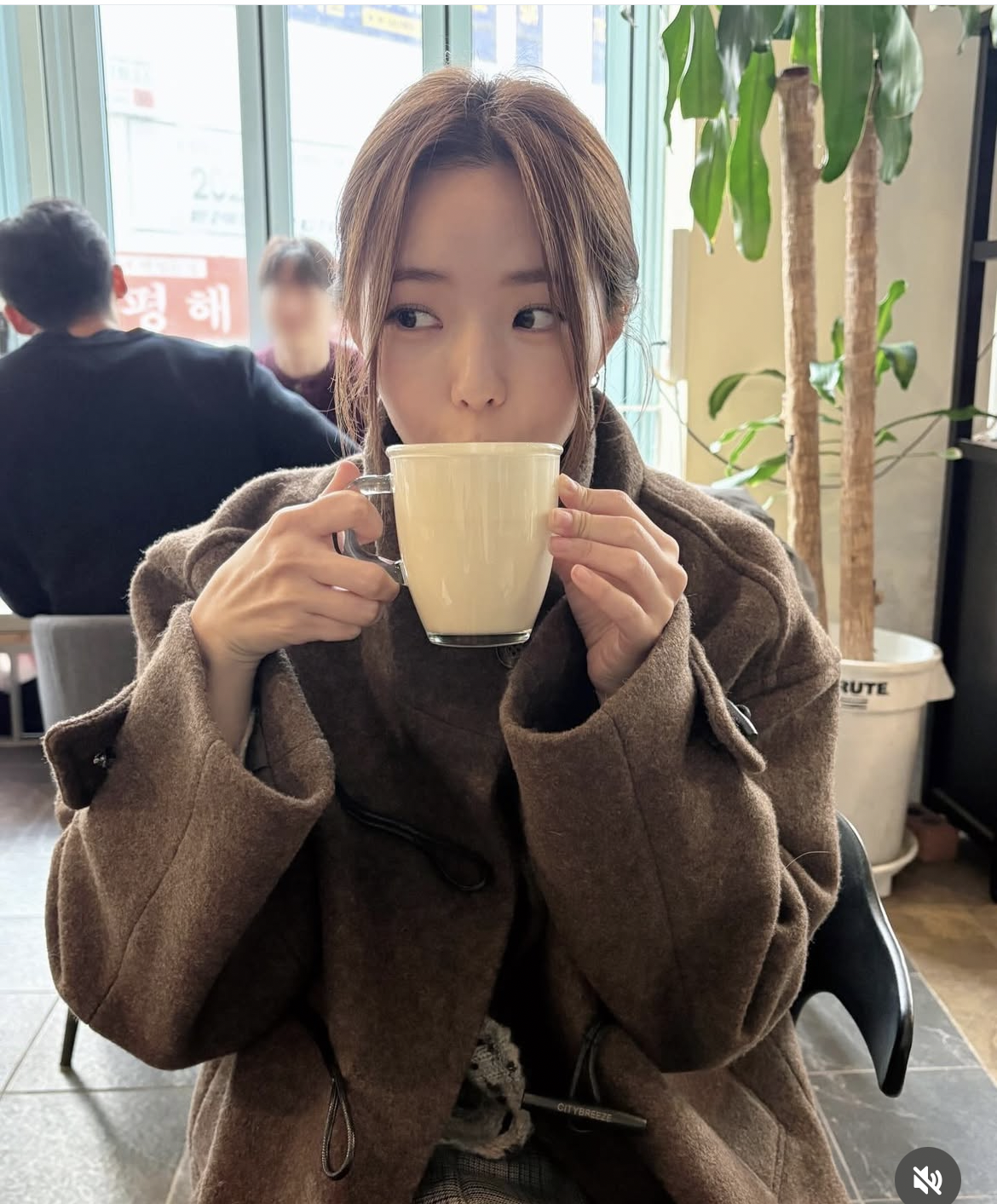 A moment captured by a fan of Chae Soobin