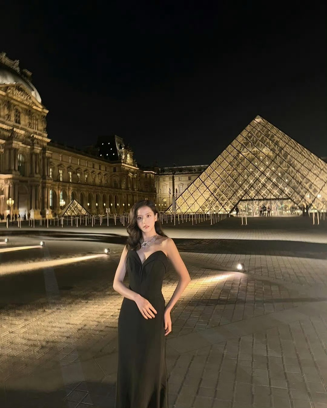 Recent activity shot of Jisoo (1995)