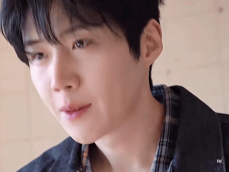 Behind-the-scenes cut of Kim Seonho