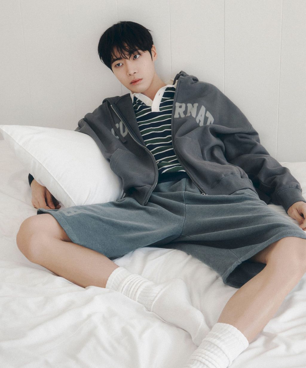 A moment captured by a fan of Choo Youngwoo