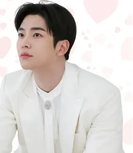 Cuplikan di balik layar dari Rowoon