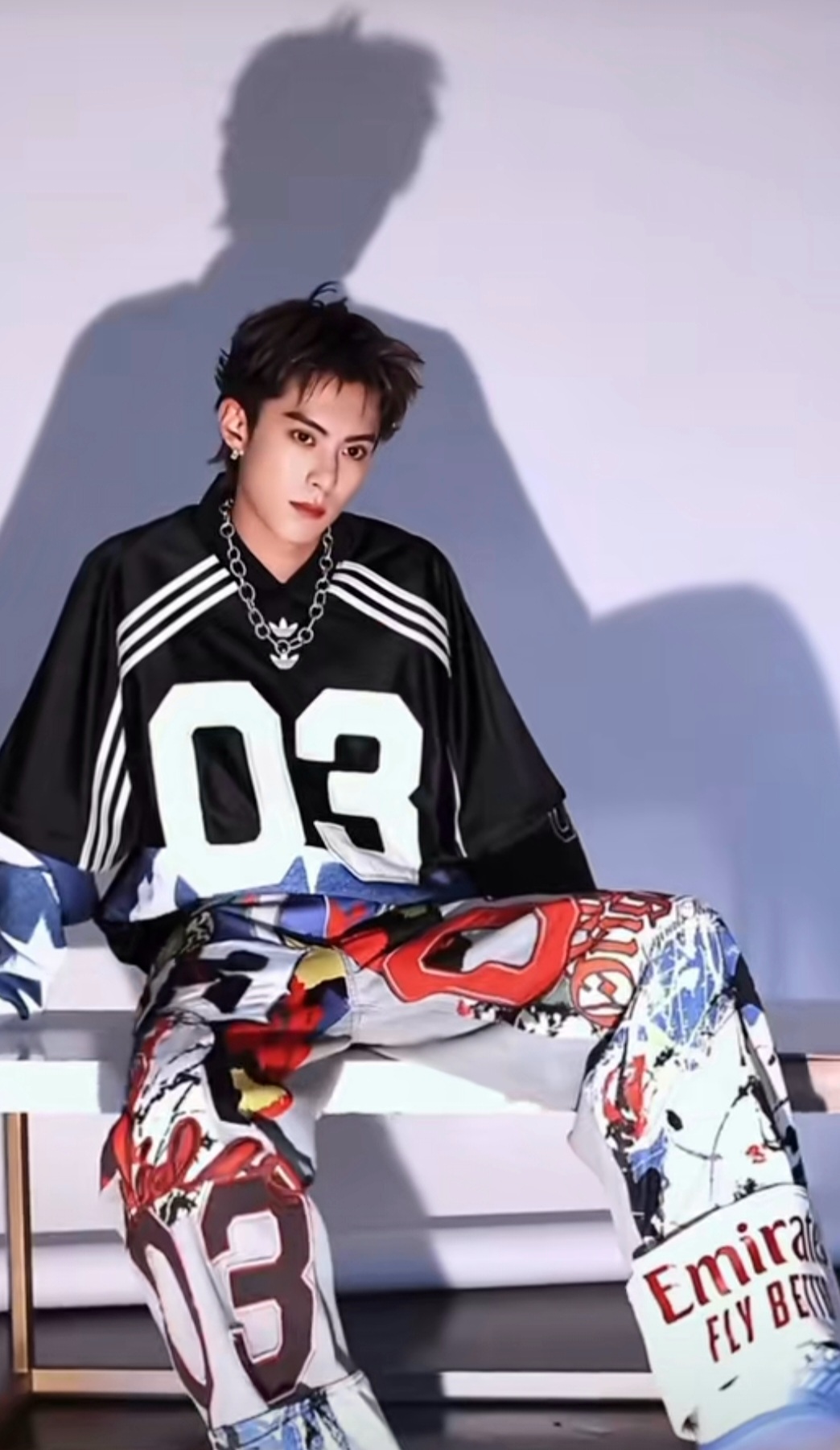 王鹤棣社区今日人气壁纸