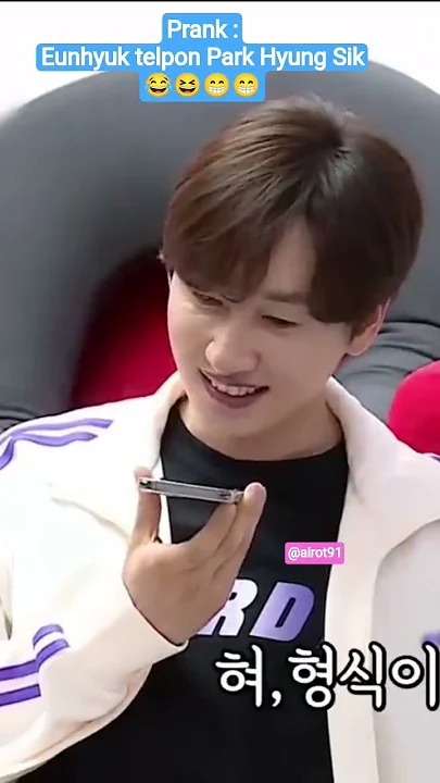 최시원 커뮤니티에서 인기있는 오늘의 배경화면