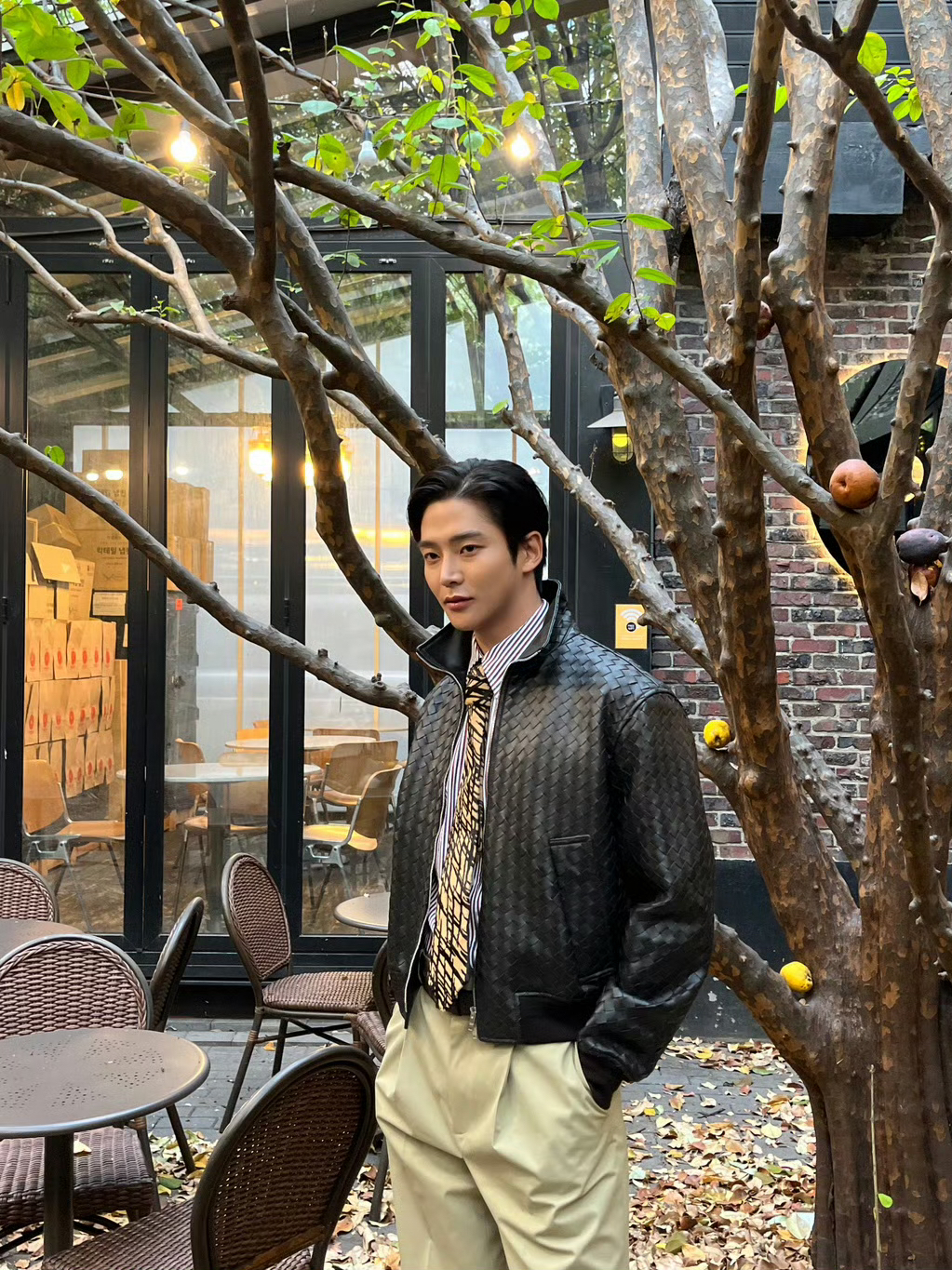 Momen yang diabadikan oleh penggemar Rowoon