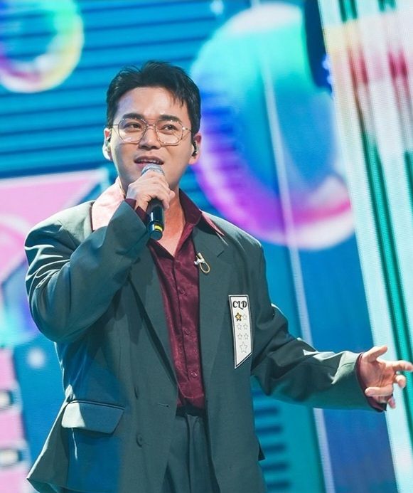 A moment captured by a fan of Cheonrokdam