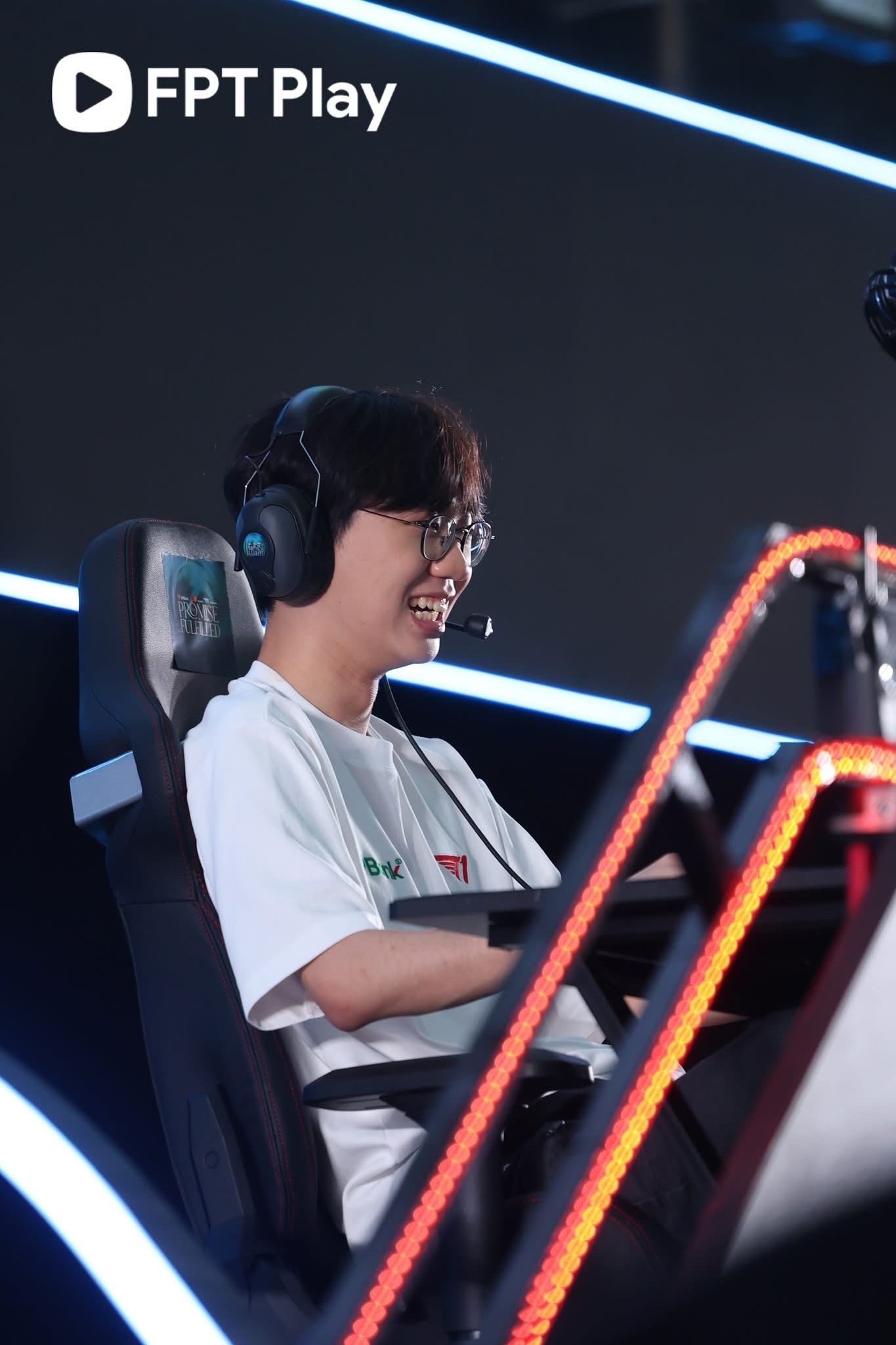 Behind-the-scenes cut of Doran