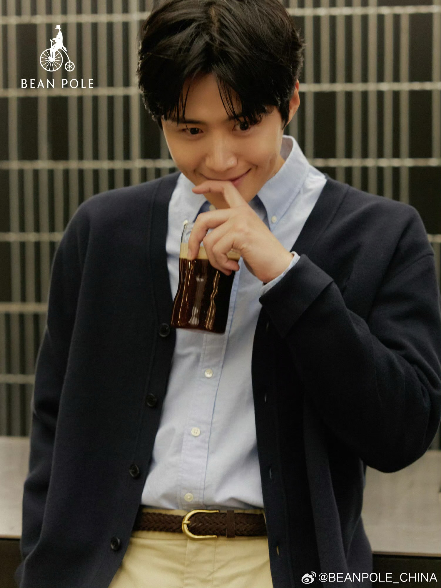 Behind-the-scenes cut of Kim Seonho