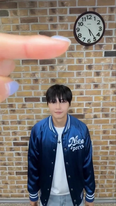 Special wallpaper made by Lee Jongsuk's fans