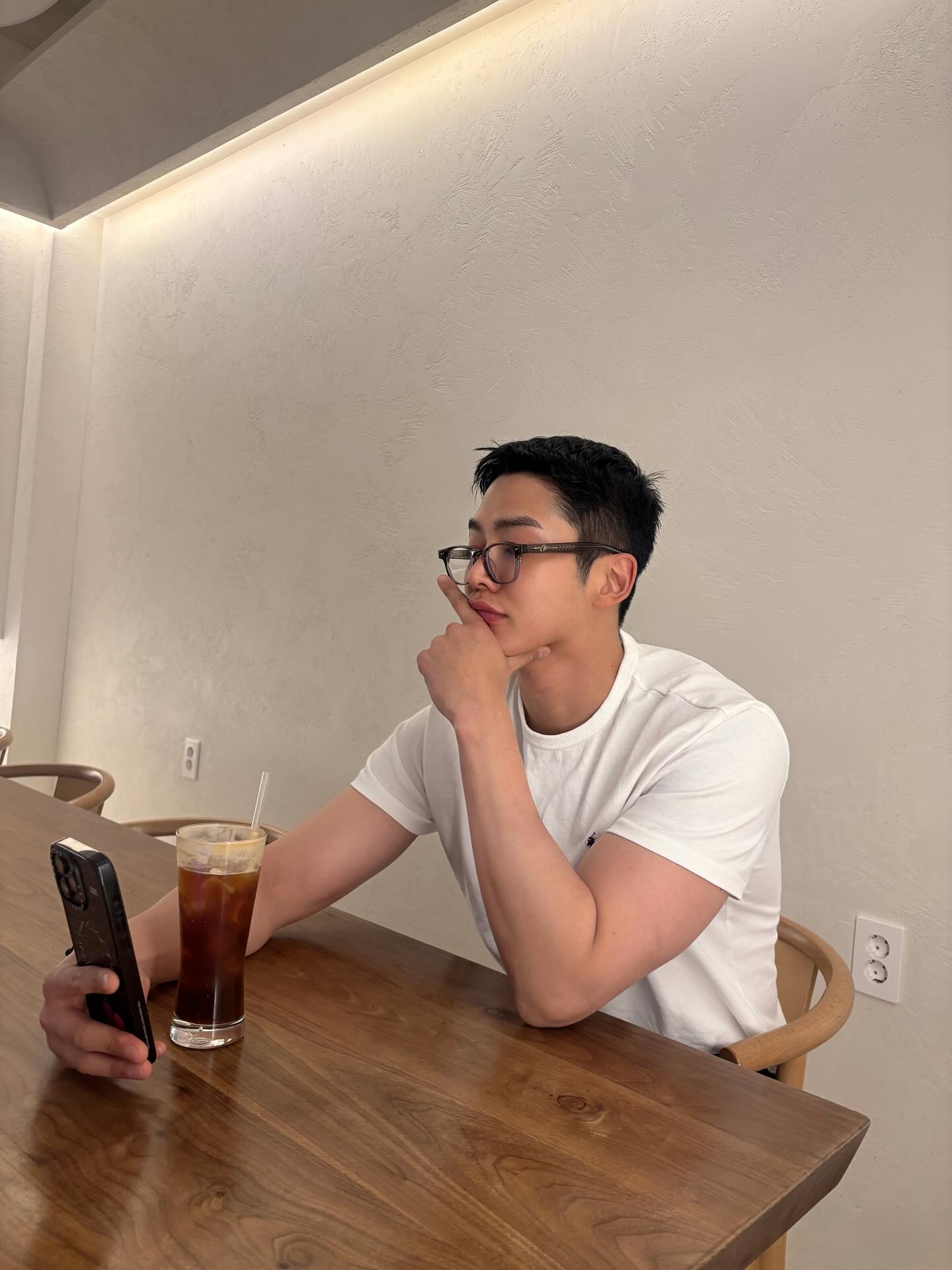 粉丝拍下的路云瞬间