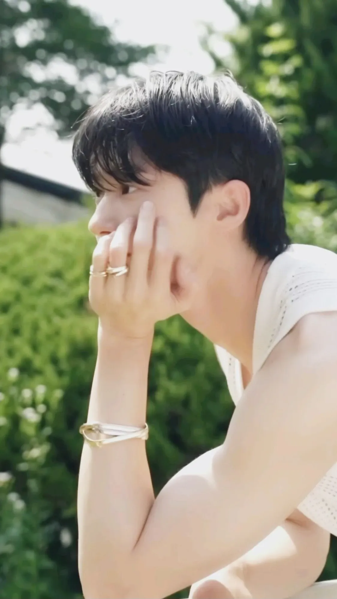 Emotional wallpaper shared by fans for Byeon Wooseok