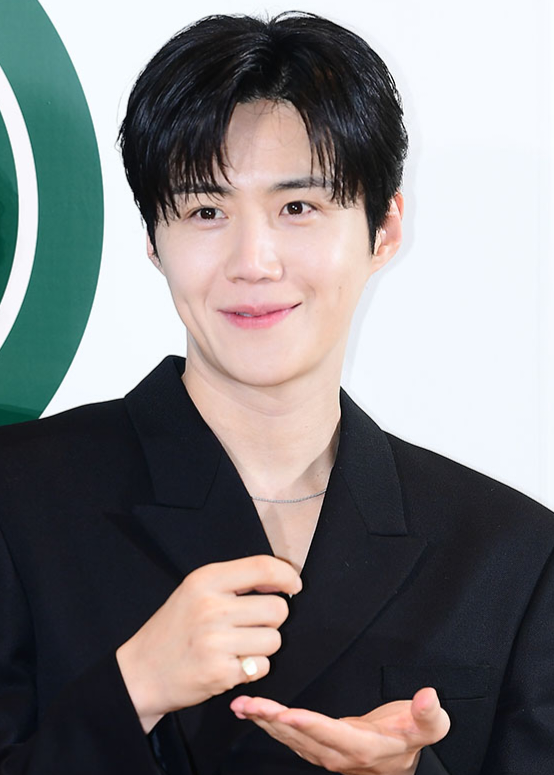 김선호 최근 활동샷