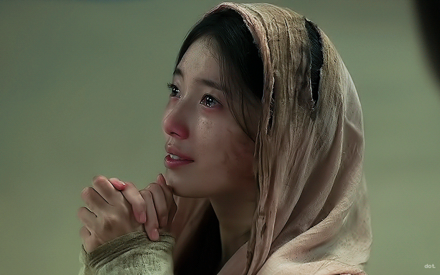 Latest photo of Bae Suzy