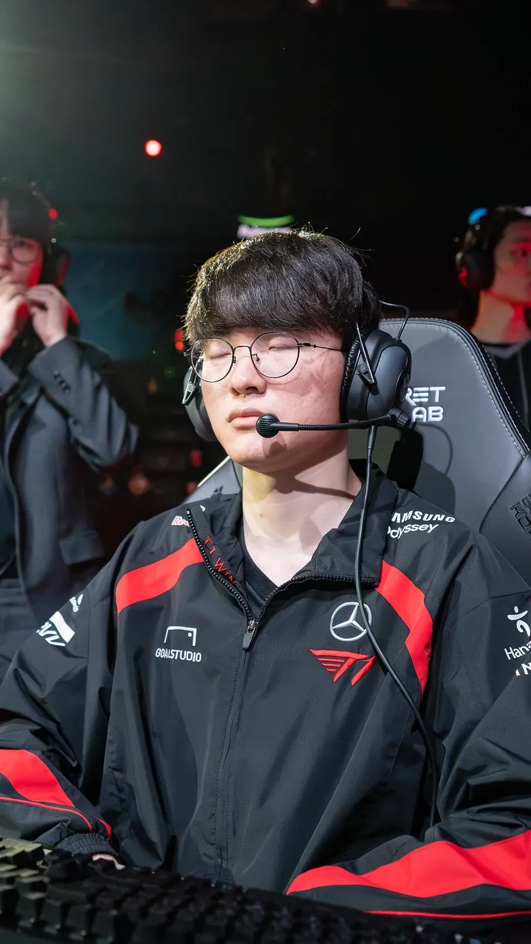 Representative background image loved by Faker fandom