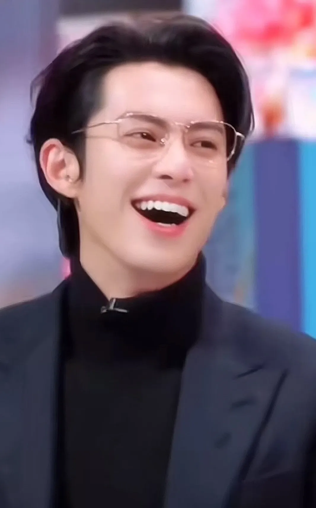 Behind-the-scenes cut of Dylan Wang