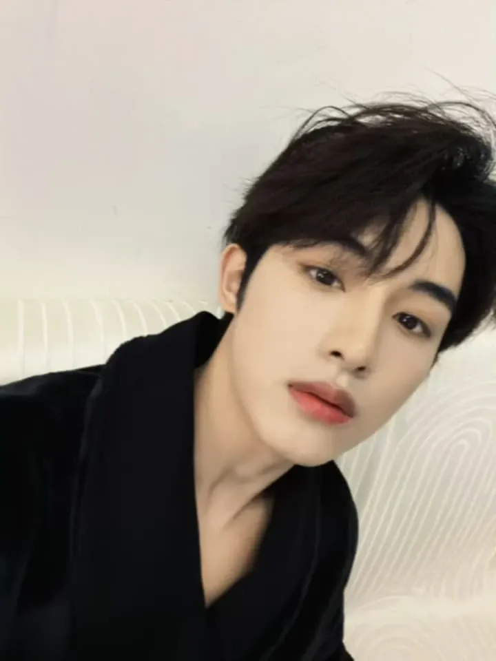 A moment captured by a fan of Winwin