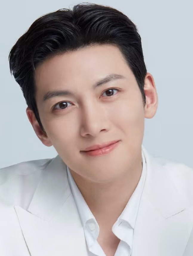 チ・チャンウクのビハインドカット